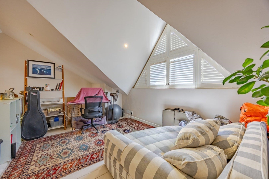 3 Bedroom Property for Sale in Woodstock Western Cape